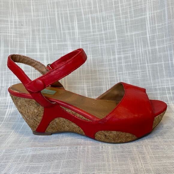 Miz Mooz Red Leather Platform Cork Wedge Ankle Strap Sandals Womens Size 6 - Picture 1 of 8
